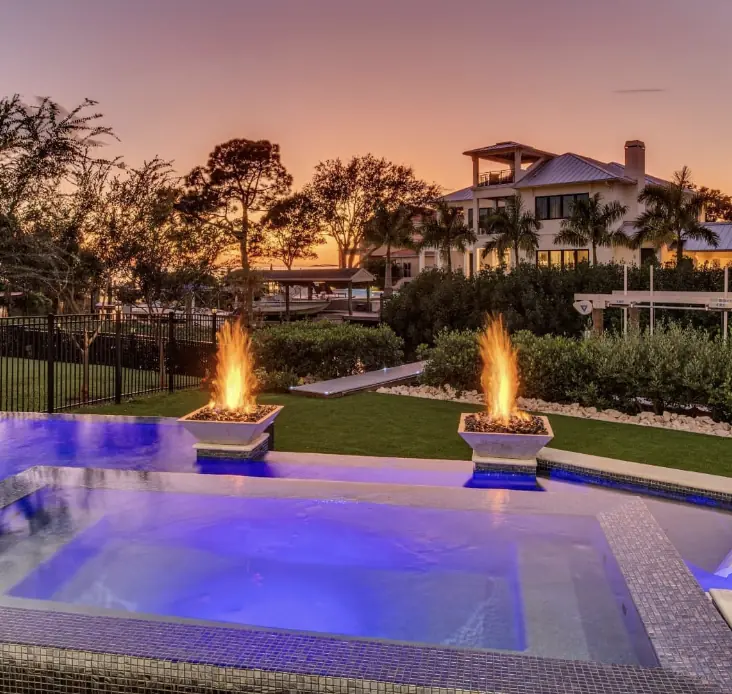 Family enjoying a Wahoo Pools custom pool in Tampa